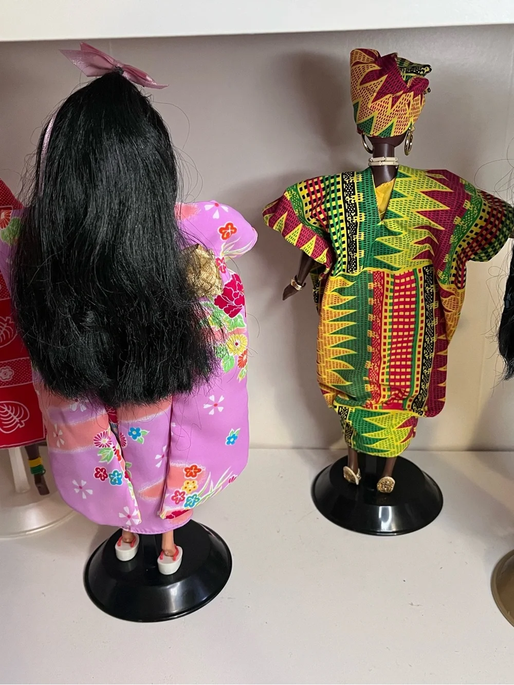 6 Around the World Barbie Dolls